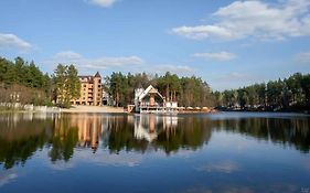 Заміський комплекс Пуща Лісна